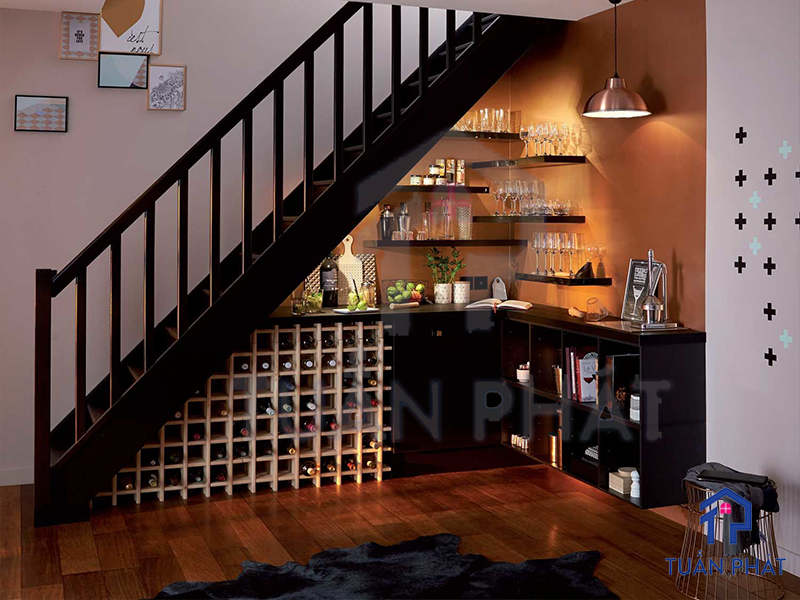 Trang trí gầm cầu thang phòng khách thành một không gian ẩm thực