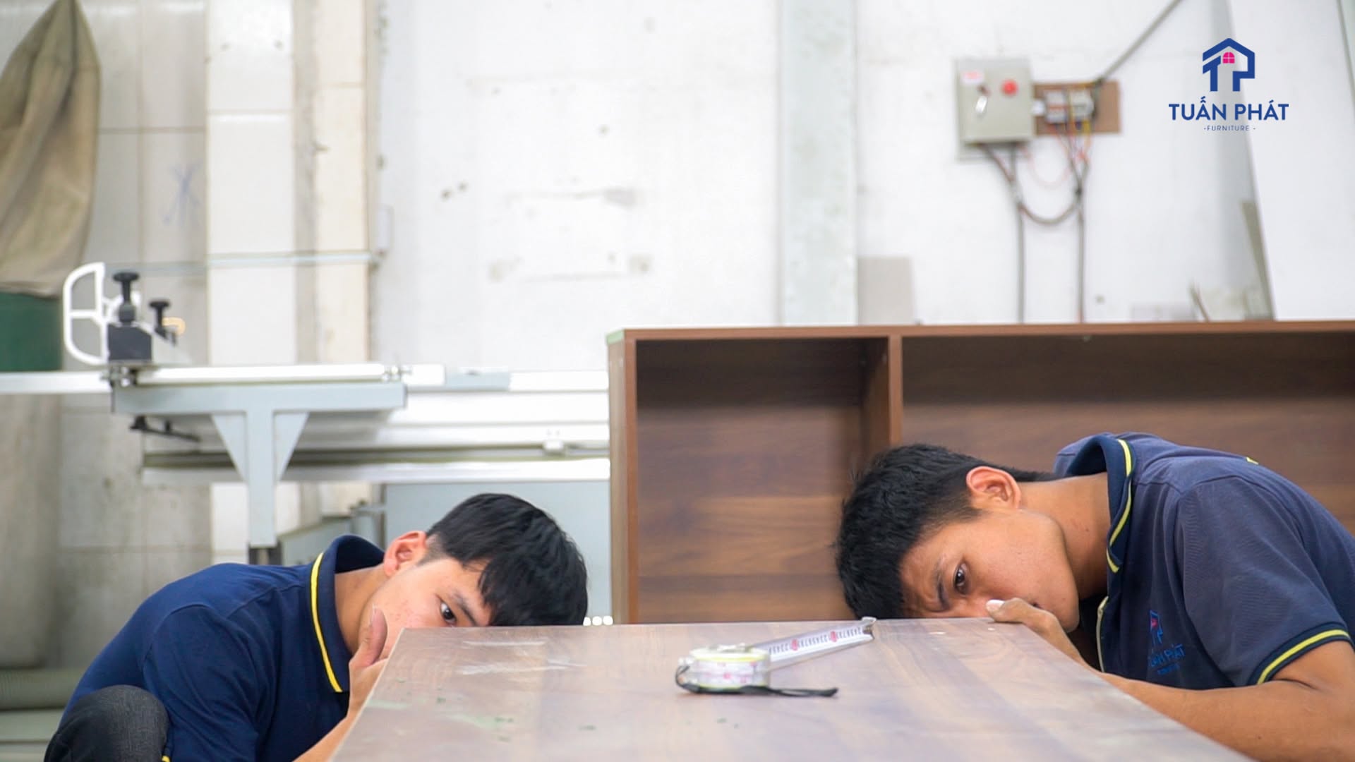 Xưởng thi công sản xuất nội thất gỗ óc chó uy tín TPHCM 23 thi công nội thất gỗ óc chó Tuấn Phát