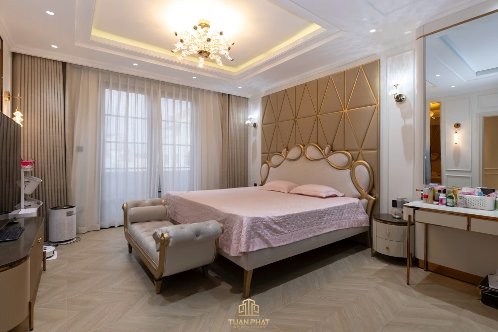 Giường ngủ tân cổ điển hiện đại - GN24